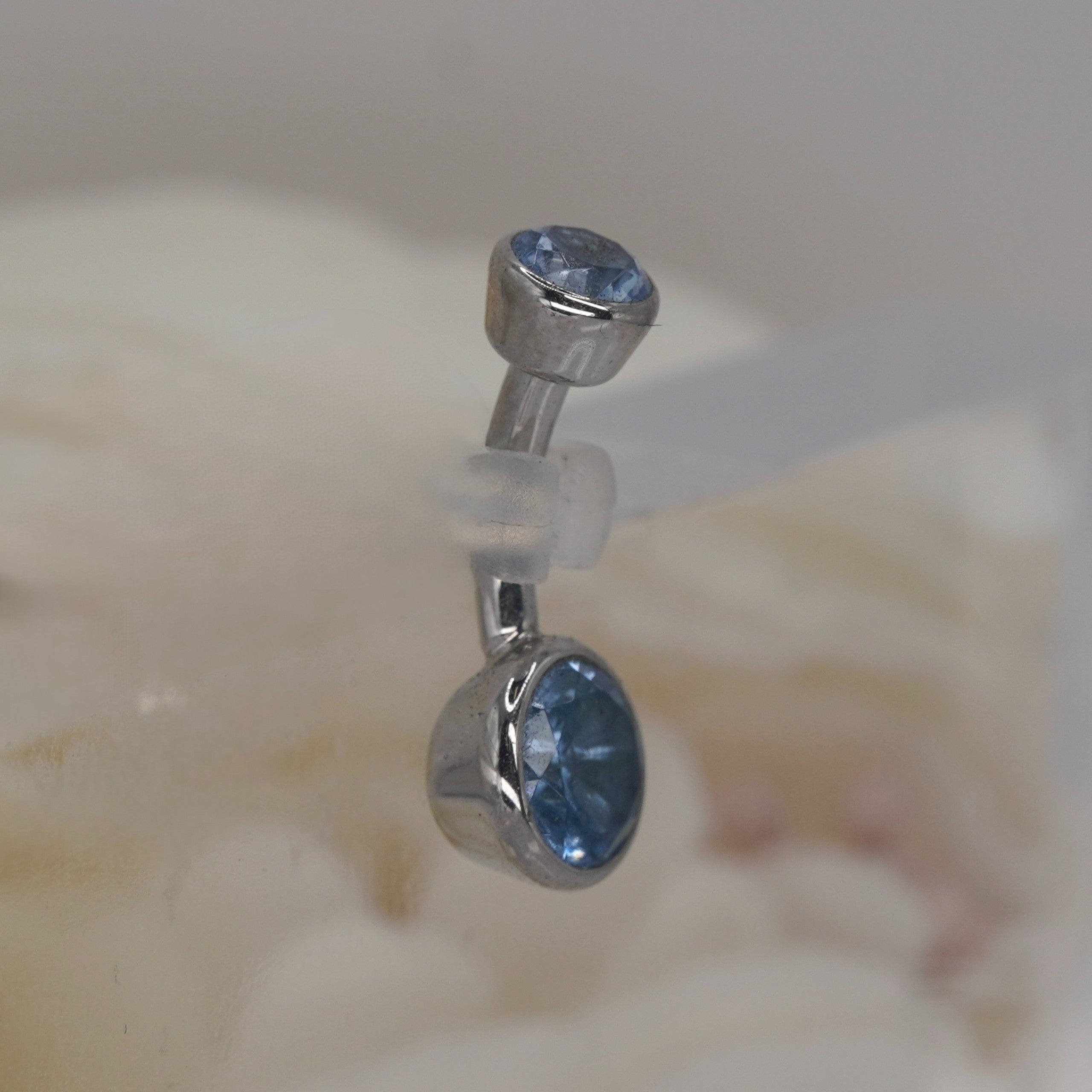 Ocean Grey 4x6mm Bezel Navel