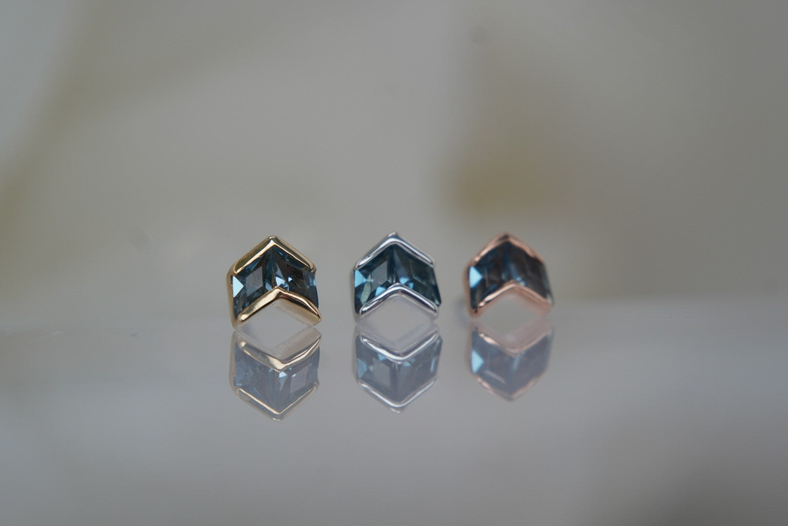 Vande with London Blue Topaz