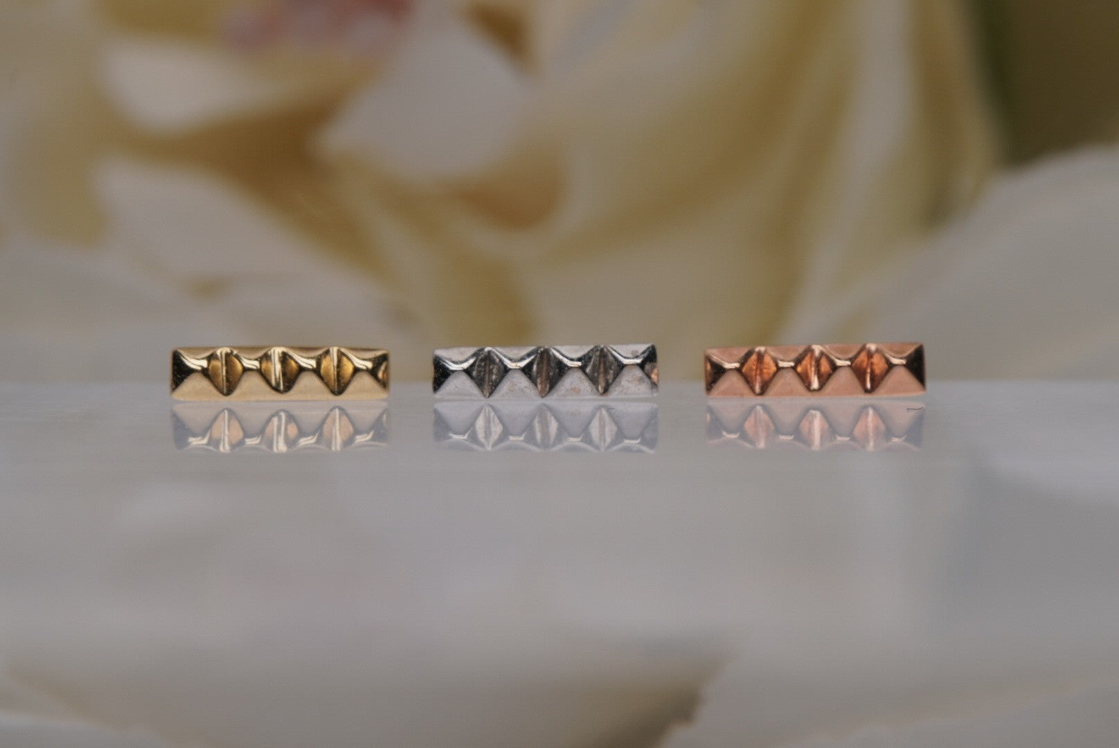 Pyramid Bar