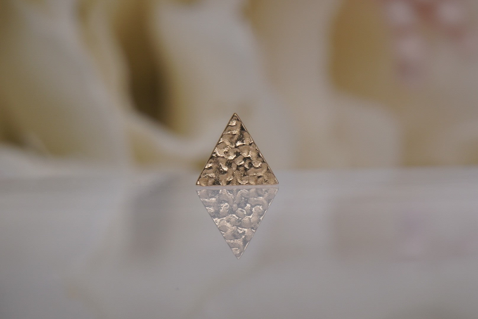 Terra 03 Hammered Triangle