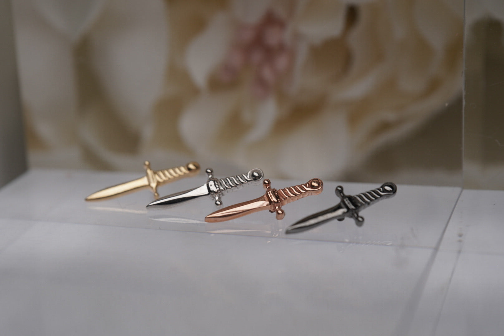 14g Mini Dagger in Gold