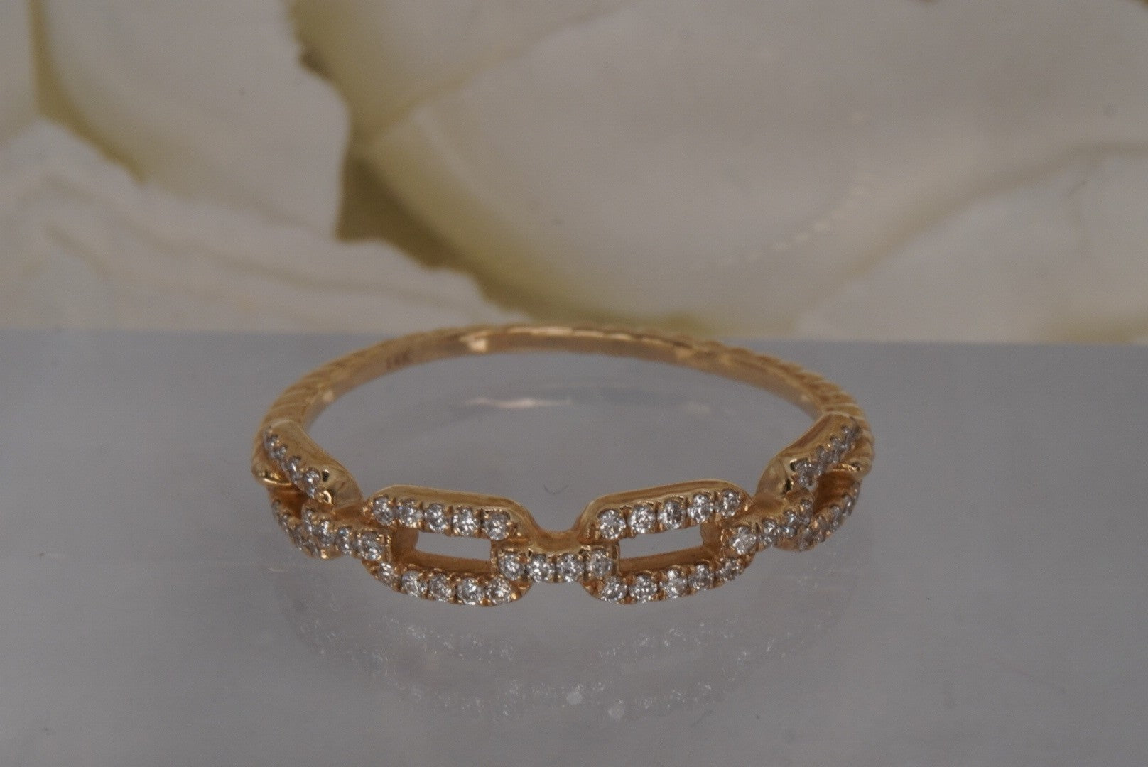 Chainlink Finger Ring with GENUINE DIAMONDS in Yellow Gold