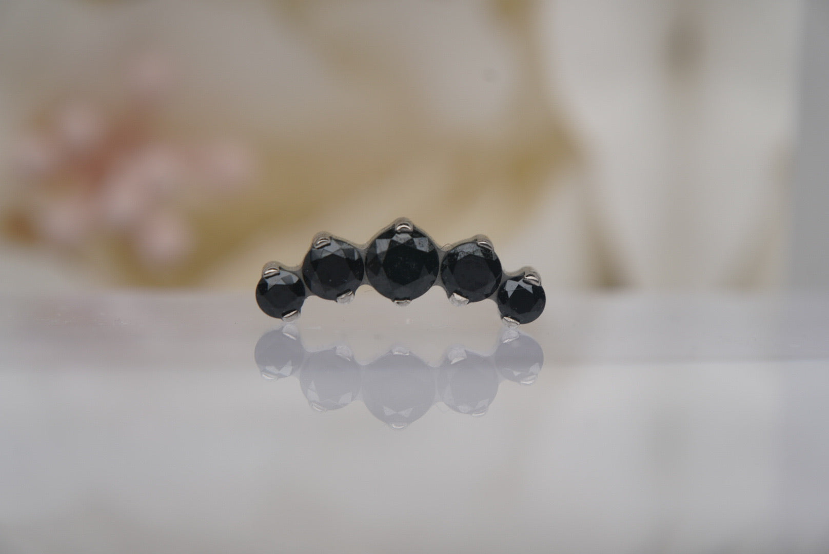 Prium (Black)