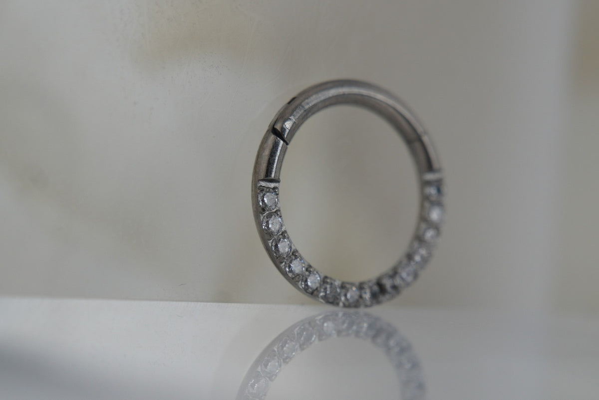 16g Forward Facing Crystal Titanium Clicker