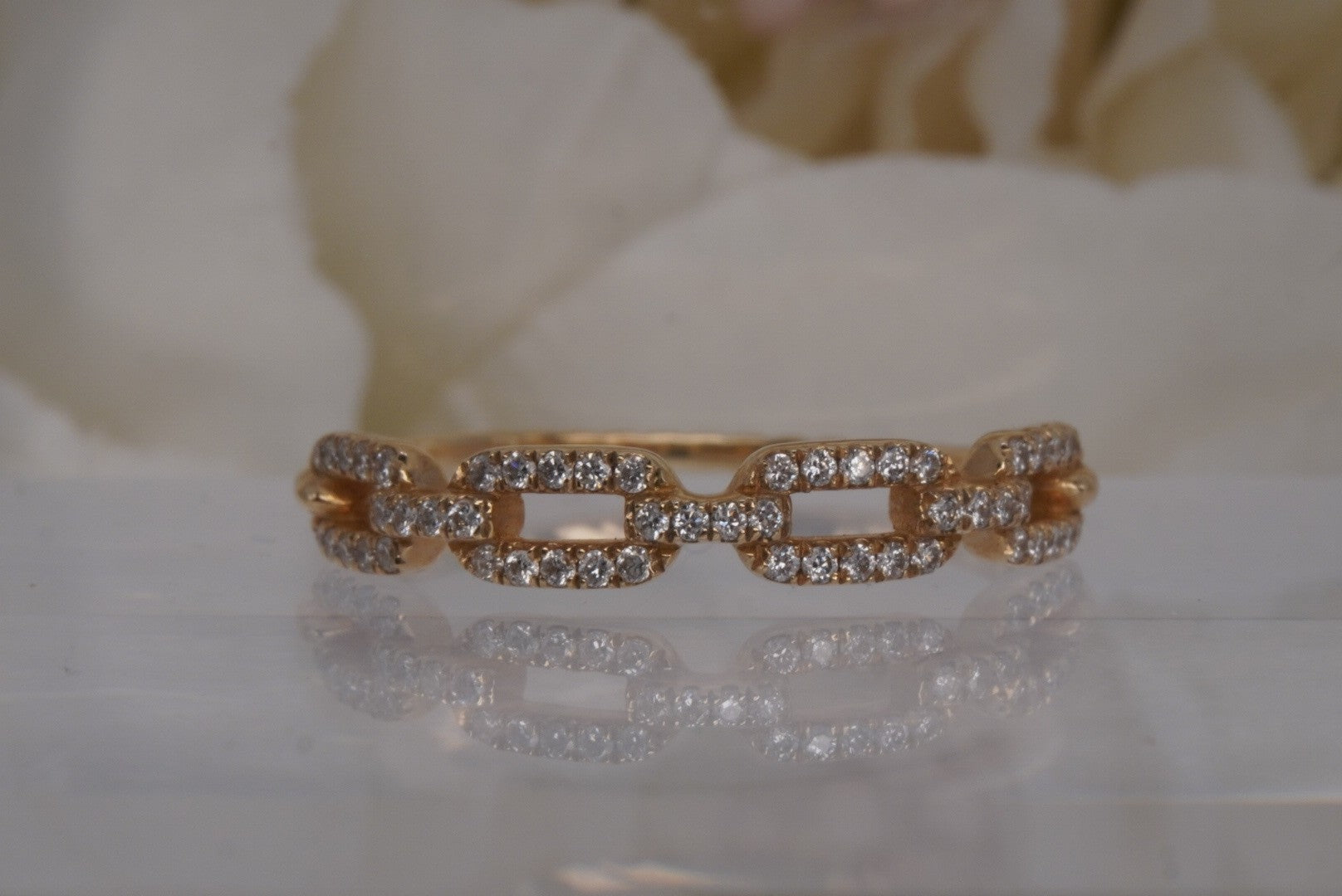 Chainlink Finger Ring with GENUINE DIAMONDS in Yellow Gold