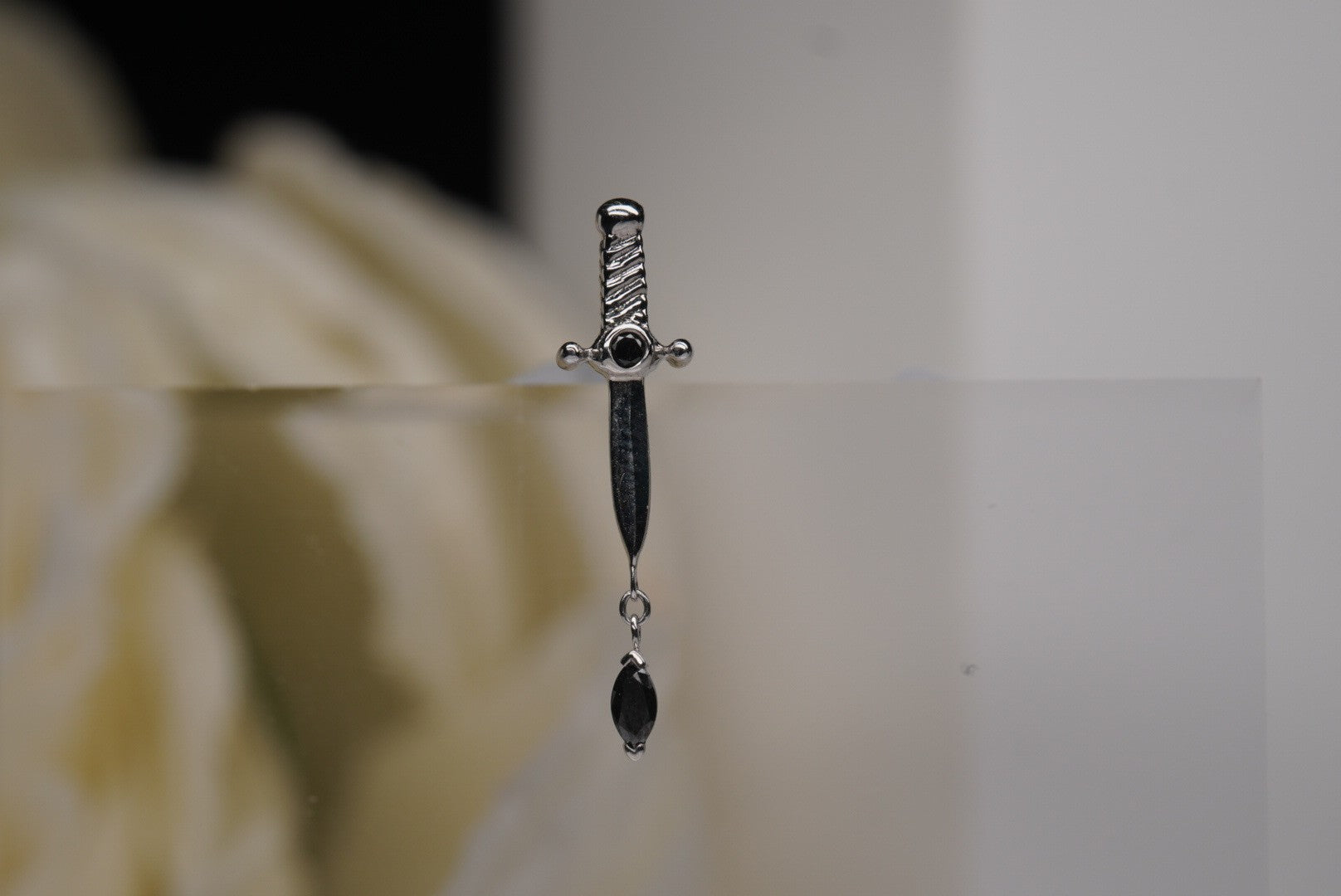 Kiss of Death in White Gold with BLACK DIAMONDS