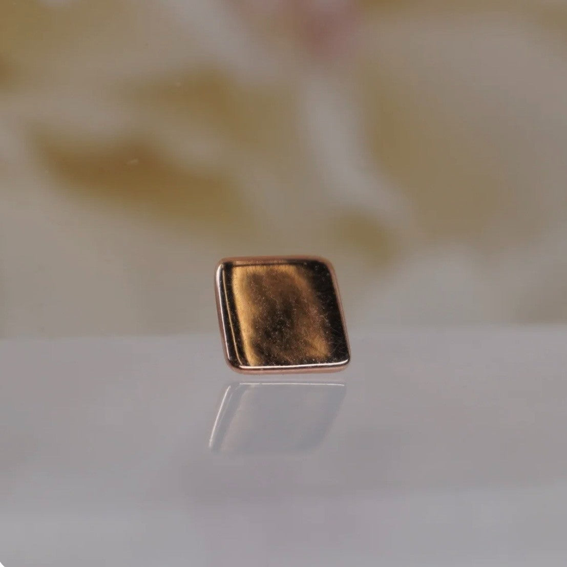 5mm Square in Gold