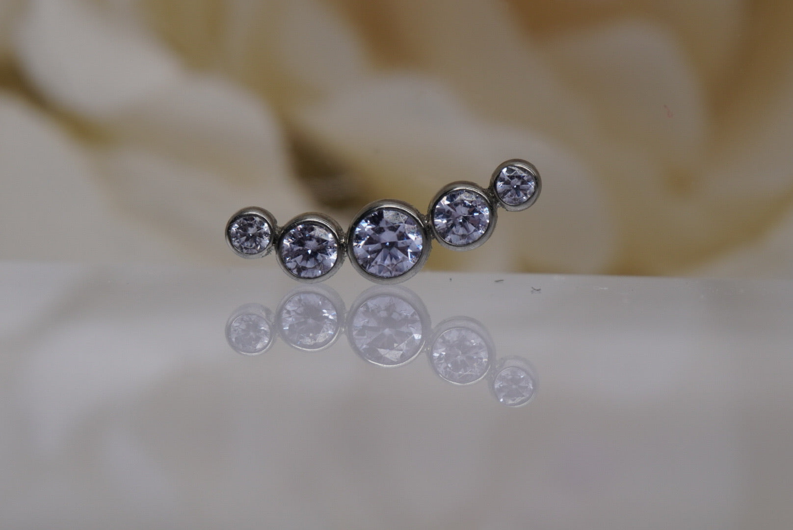 Lavender Bezel Crystal Prium- 12/14g