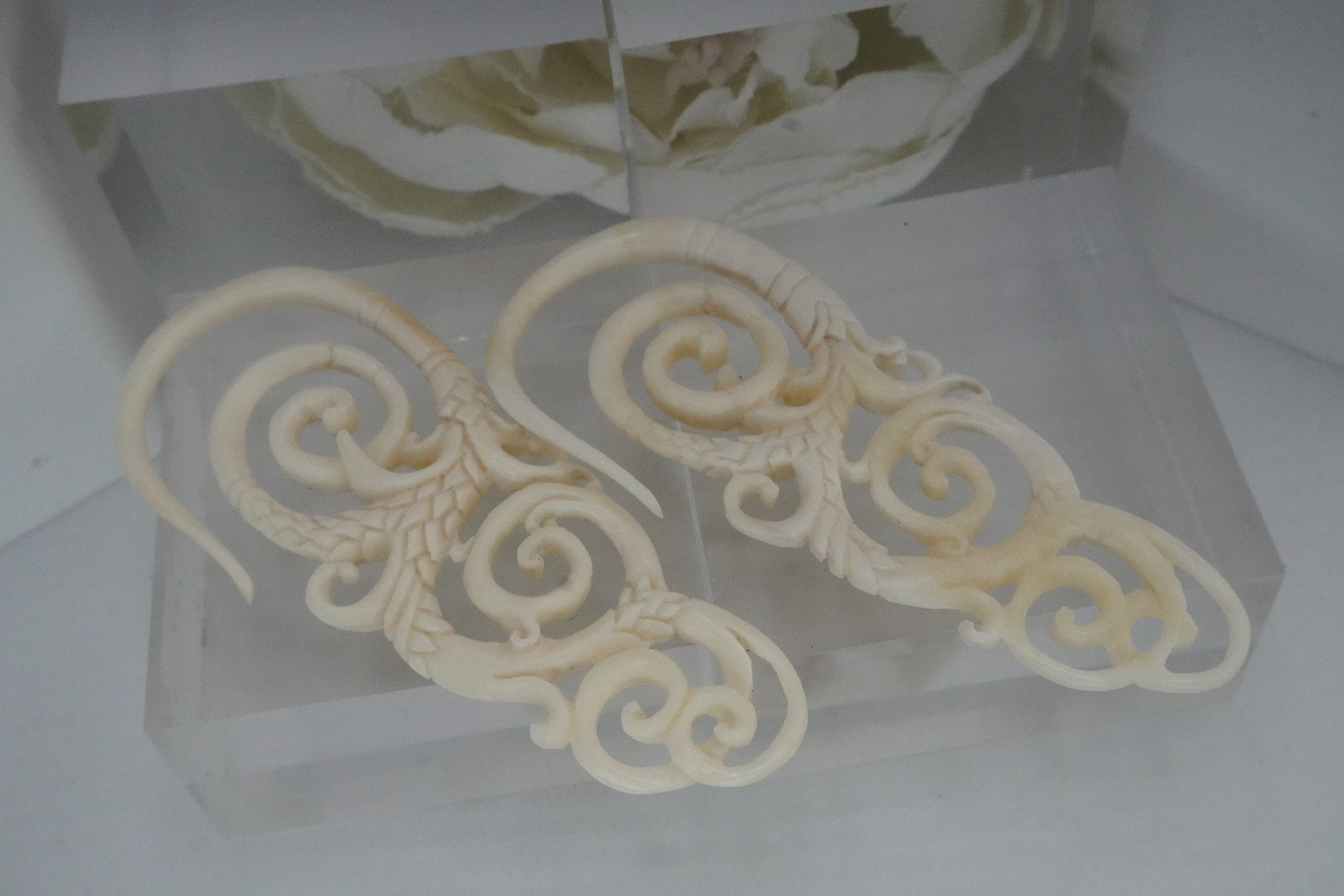 Dragon Scale Filigree Hangers in White Horn - 8g