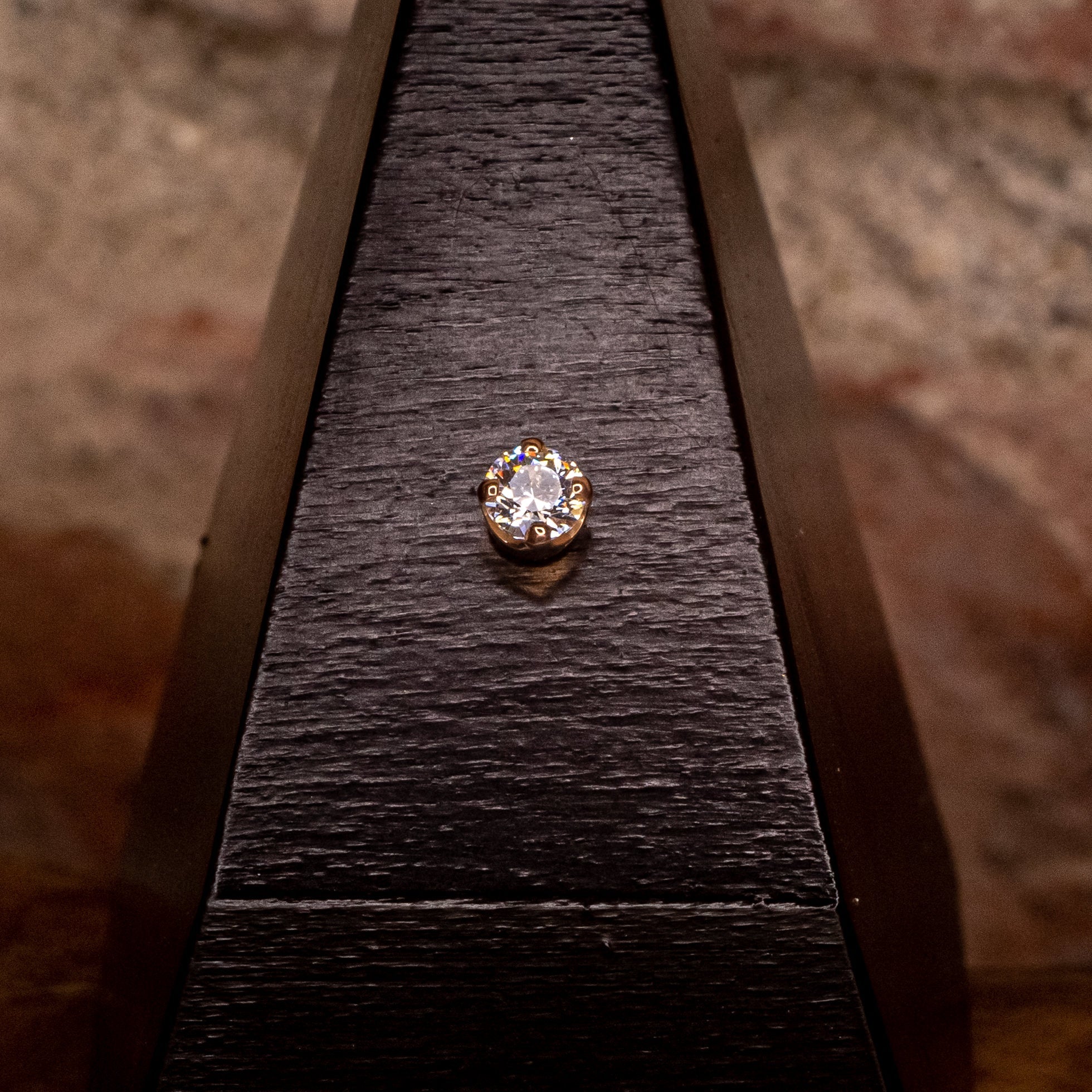 Yellow Gold Prong