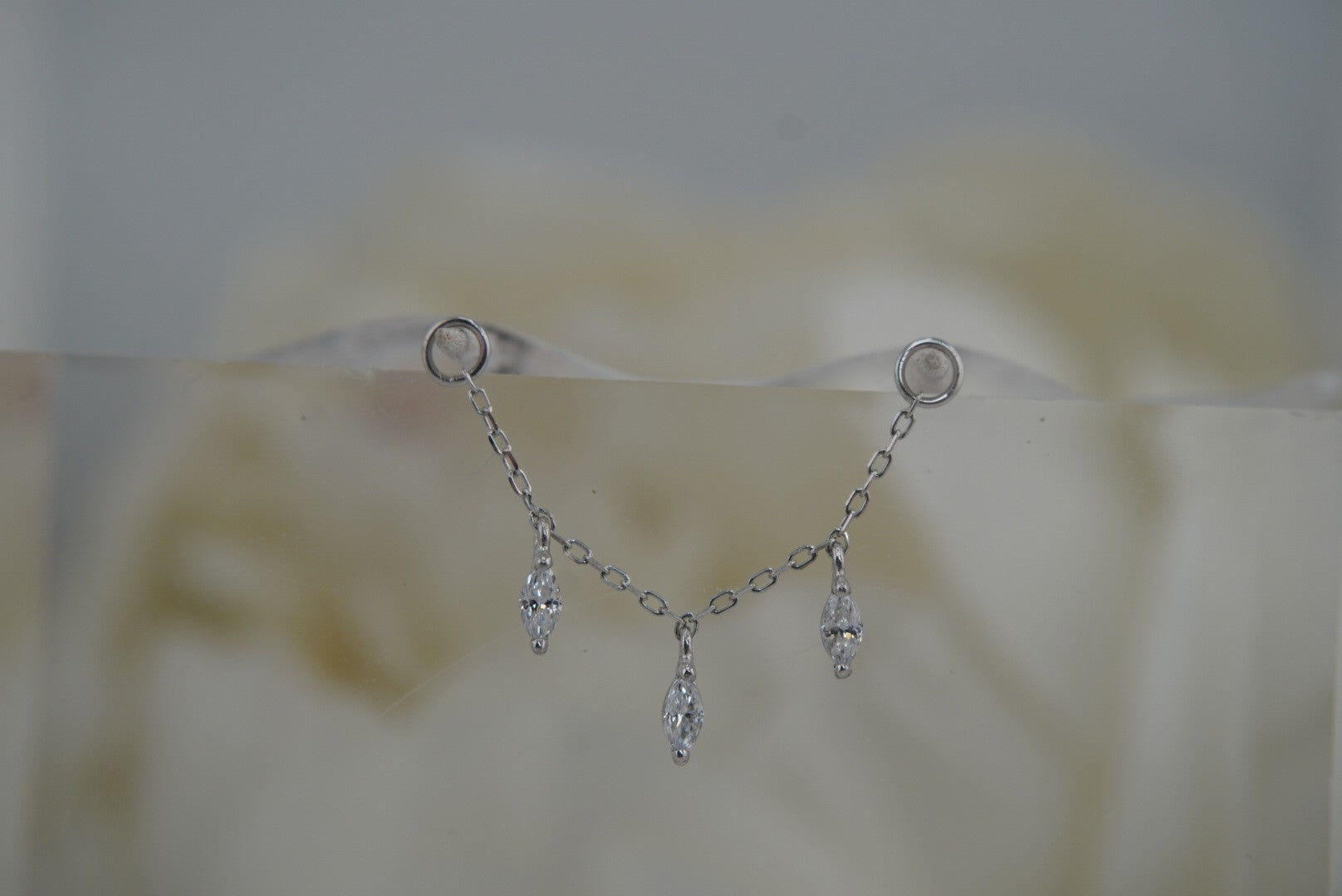 Lyric Chain