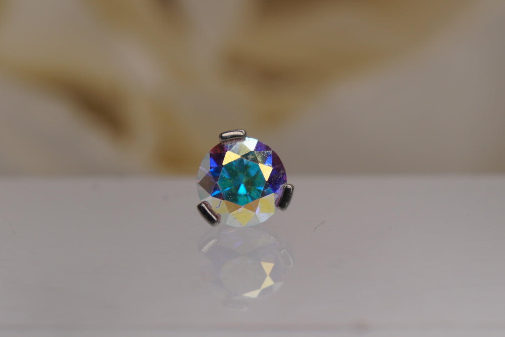 Aurora Borealis Crystal Prong-16/18g