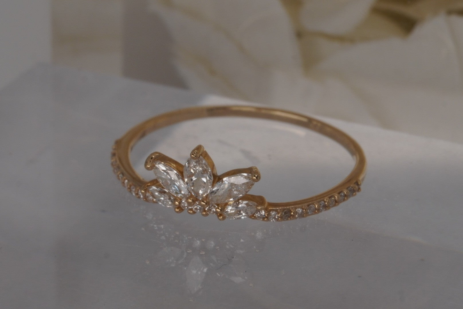 Valentina Finger Ring with GENUINE DIAMONDS in Yellow Gold