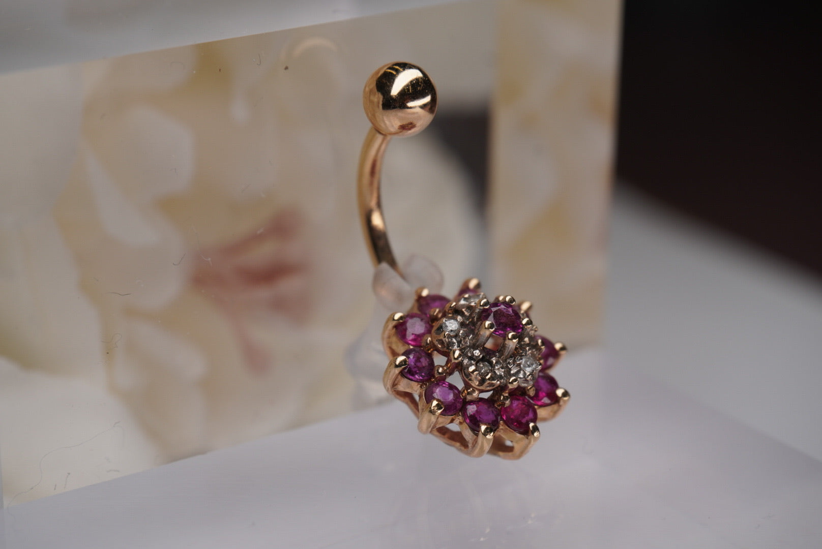 Garnet & GENUINE Diamonds Flower in Yellow Gold Navel 14g 7/16"