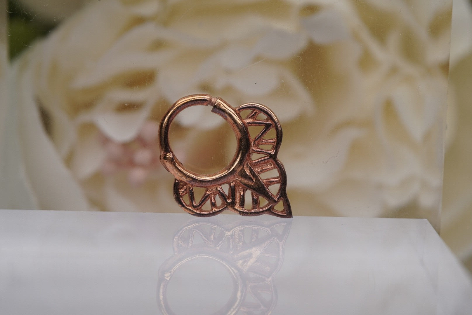 Princess Clicker-16g 5/16" - Rose Gold Plated