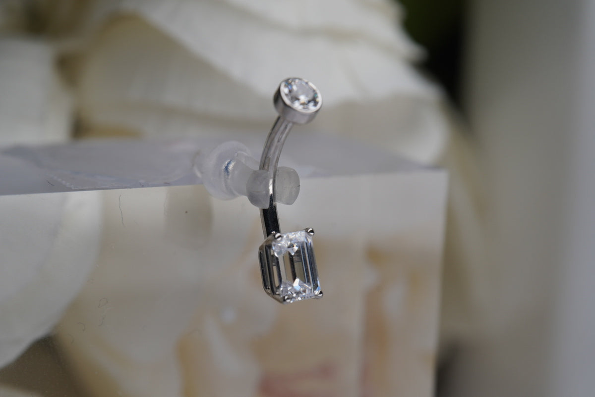 Emerald Cut Navel in White Gold angled view