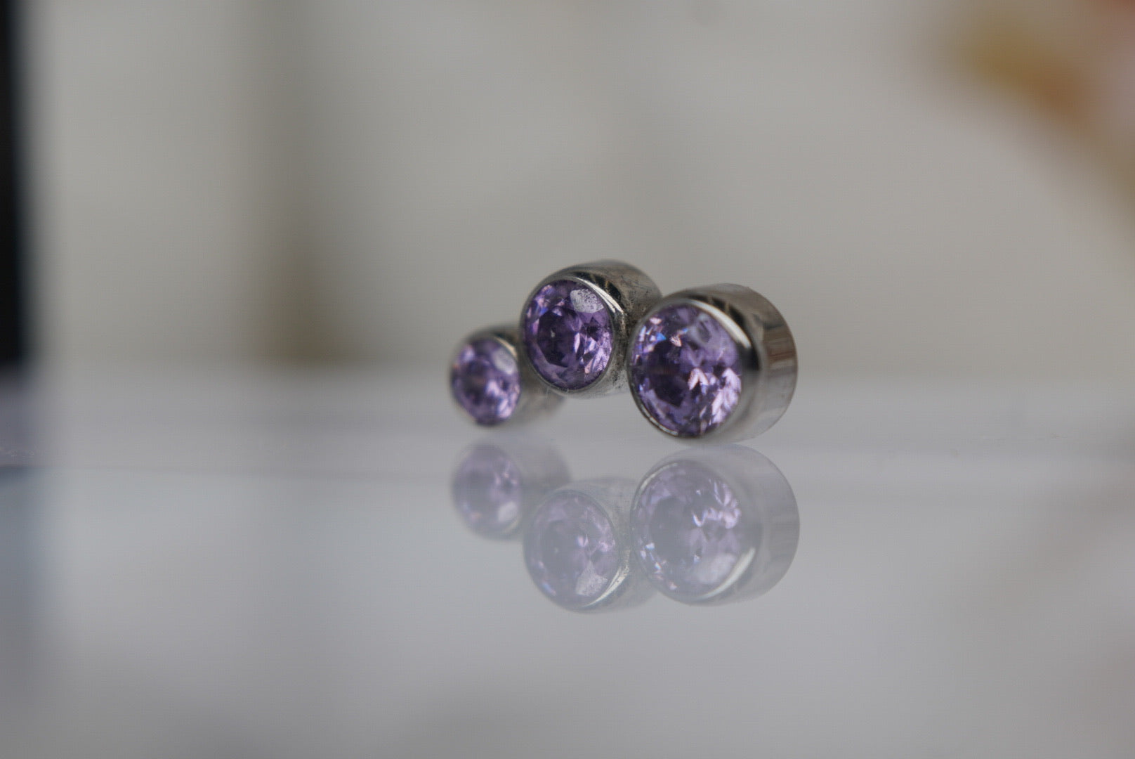 3-Gem Clio Right Facing (Purple)