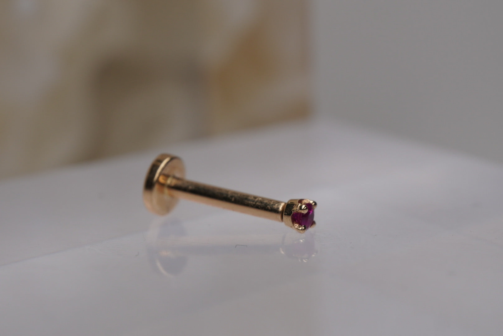 Dark Ruby Crystal Prong in Yellow Gold with 18g Backing