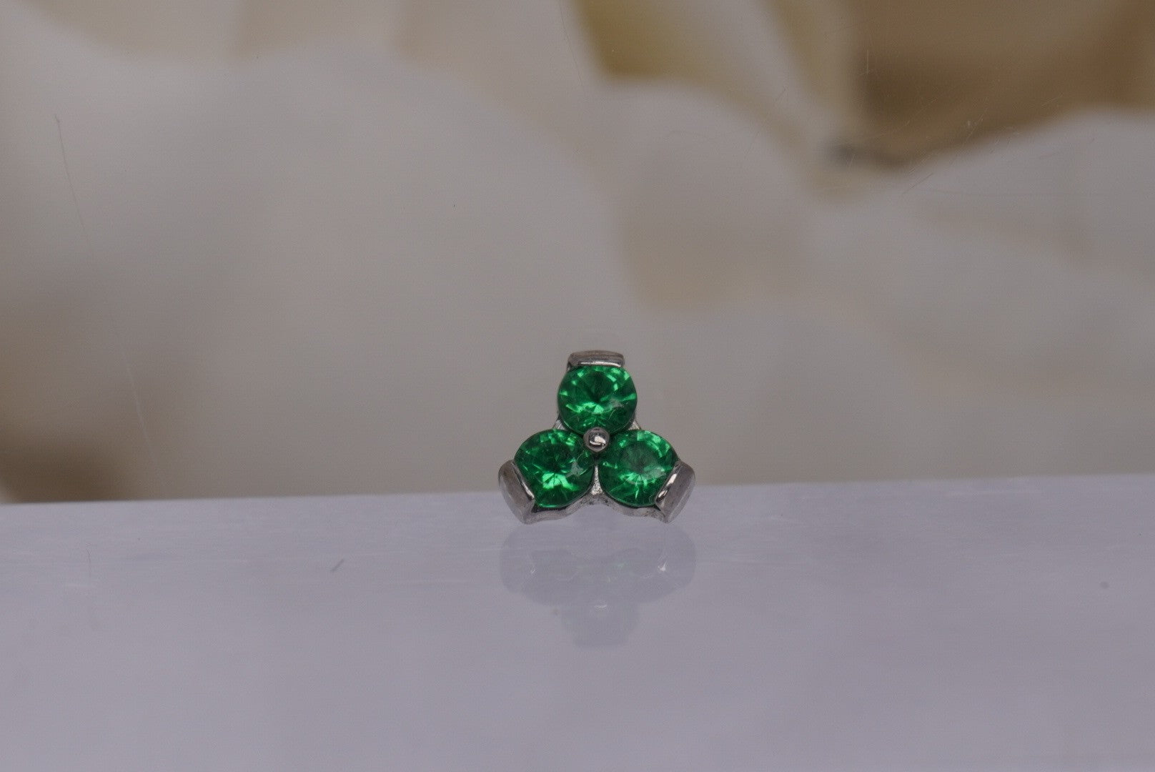 Trinity- 4mm (Green)-12/14g