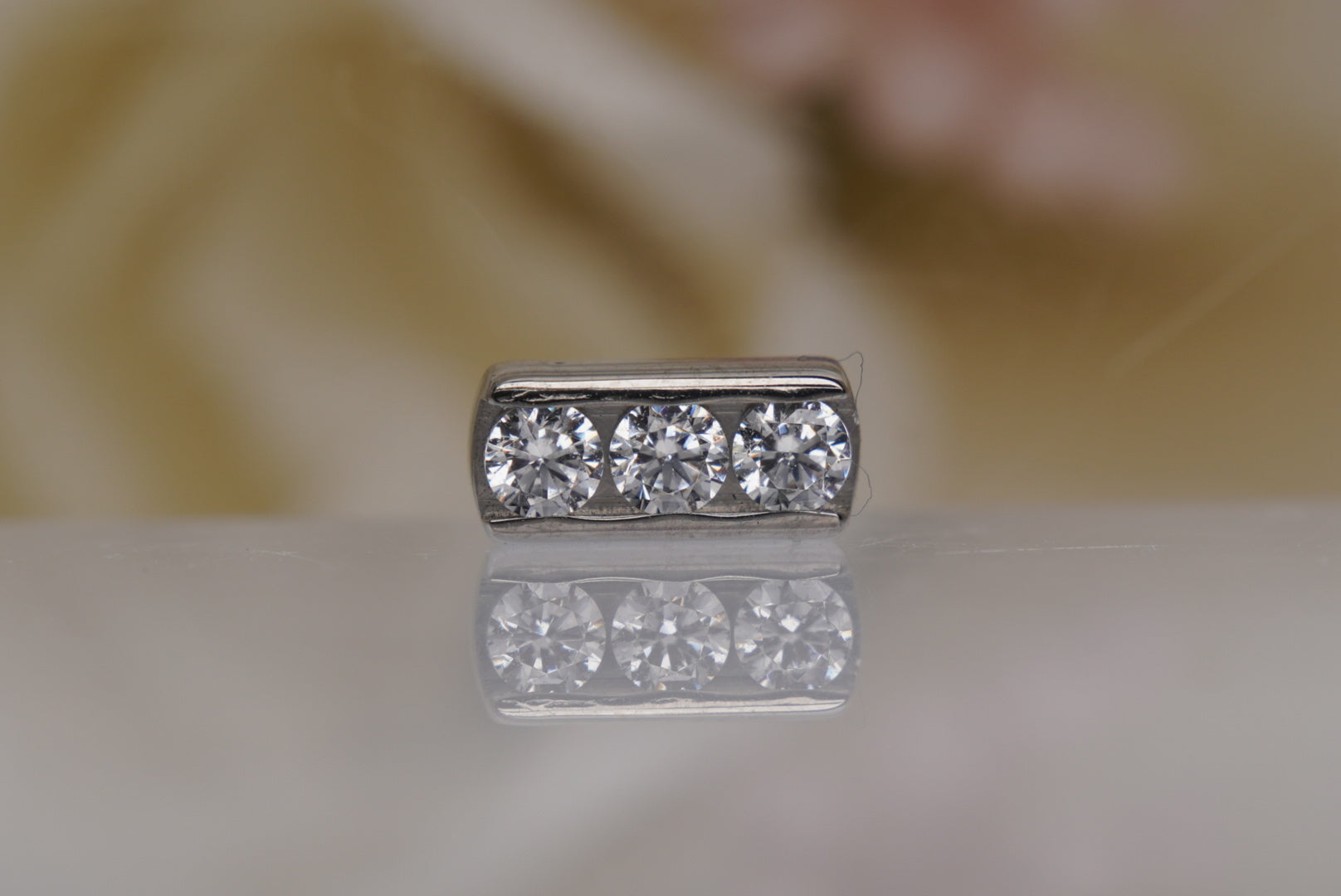 3-Gem Channel (White)