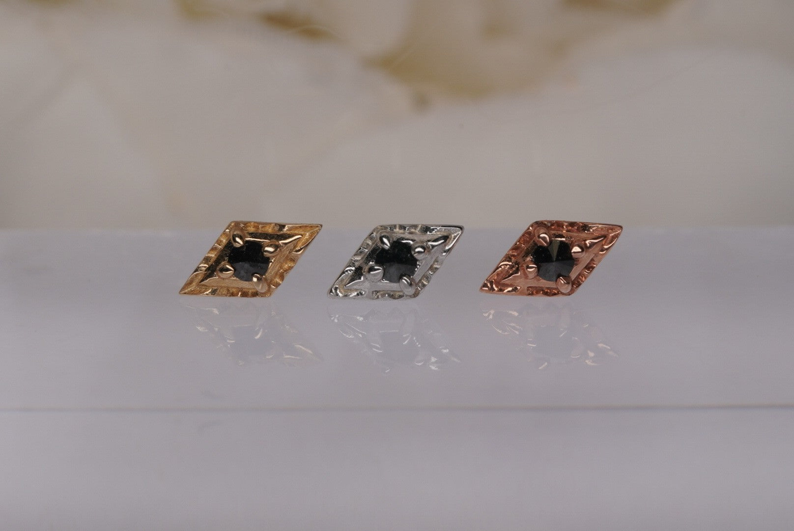 Dyna with Black Diamonds